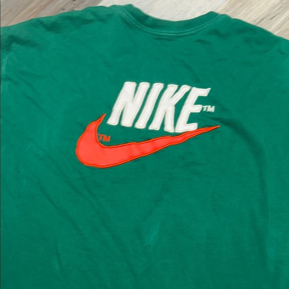 Nike Green Short Sleeve Tee - Picture 6 of 6